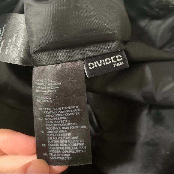 Cute Faux Leather Backpack Bag Divided H&M - Picture 10 of 15